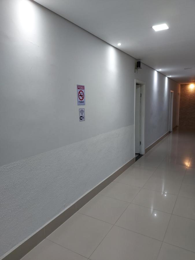 Hotel Real Villes Várzea Grande Esterno foto